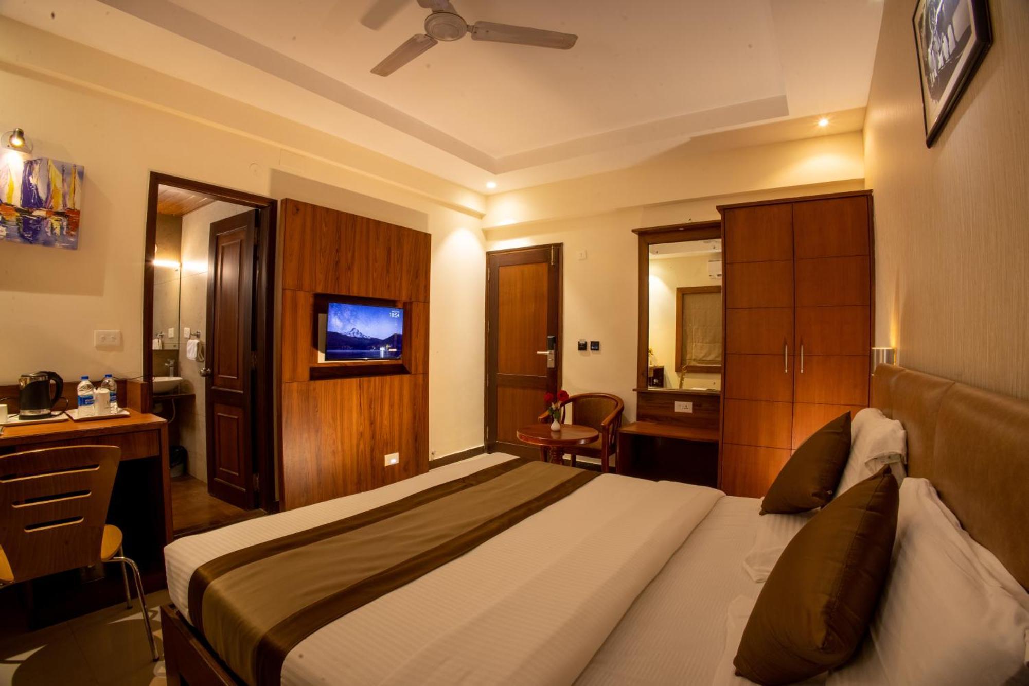 Metro Plaza Hotel By Rak Rooms, Mangaluru Exteriör bild
