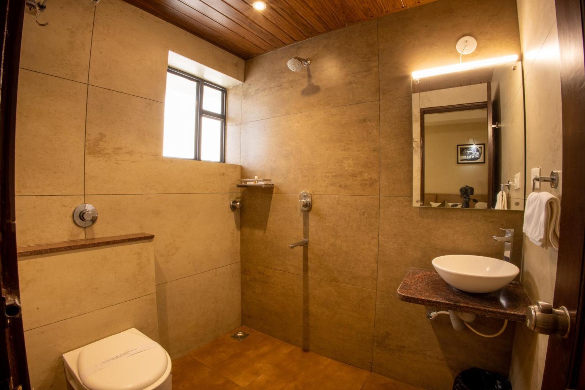 Metro Plaza Hotel By Rak Rooms, Mangaluru Exteriör bild