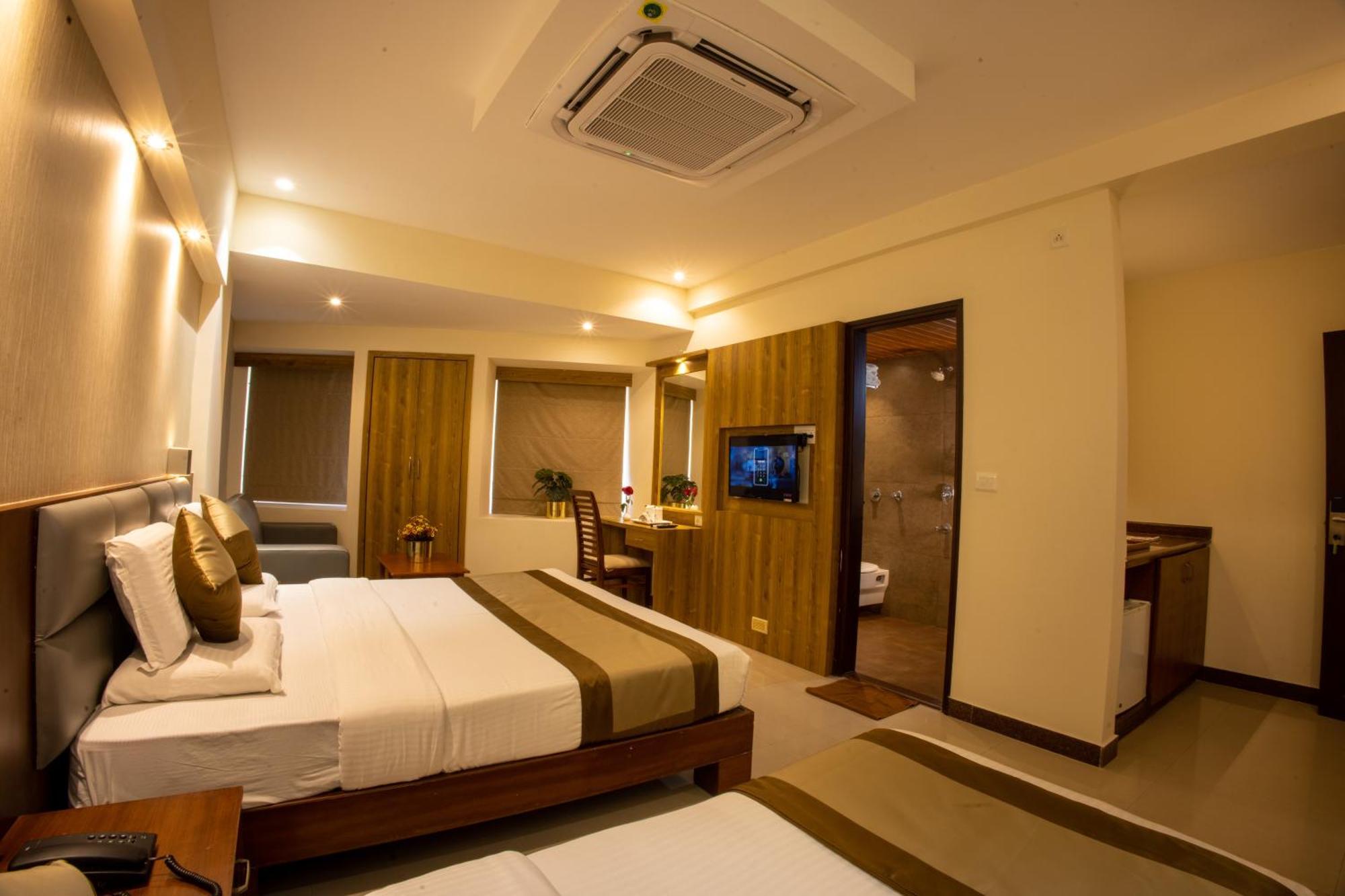 Metro Plaza Hotel By Rak Rooms, Mangaluru Exteriör bild