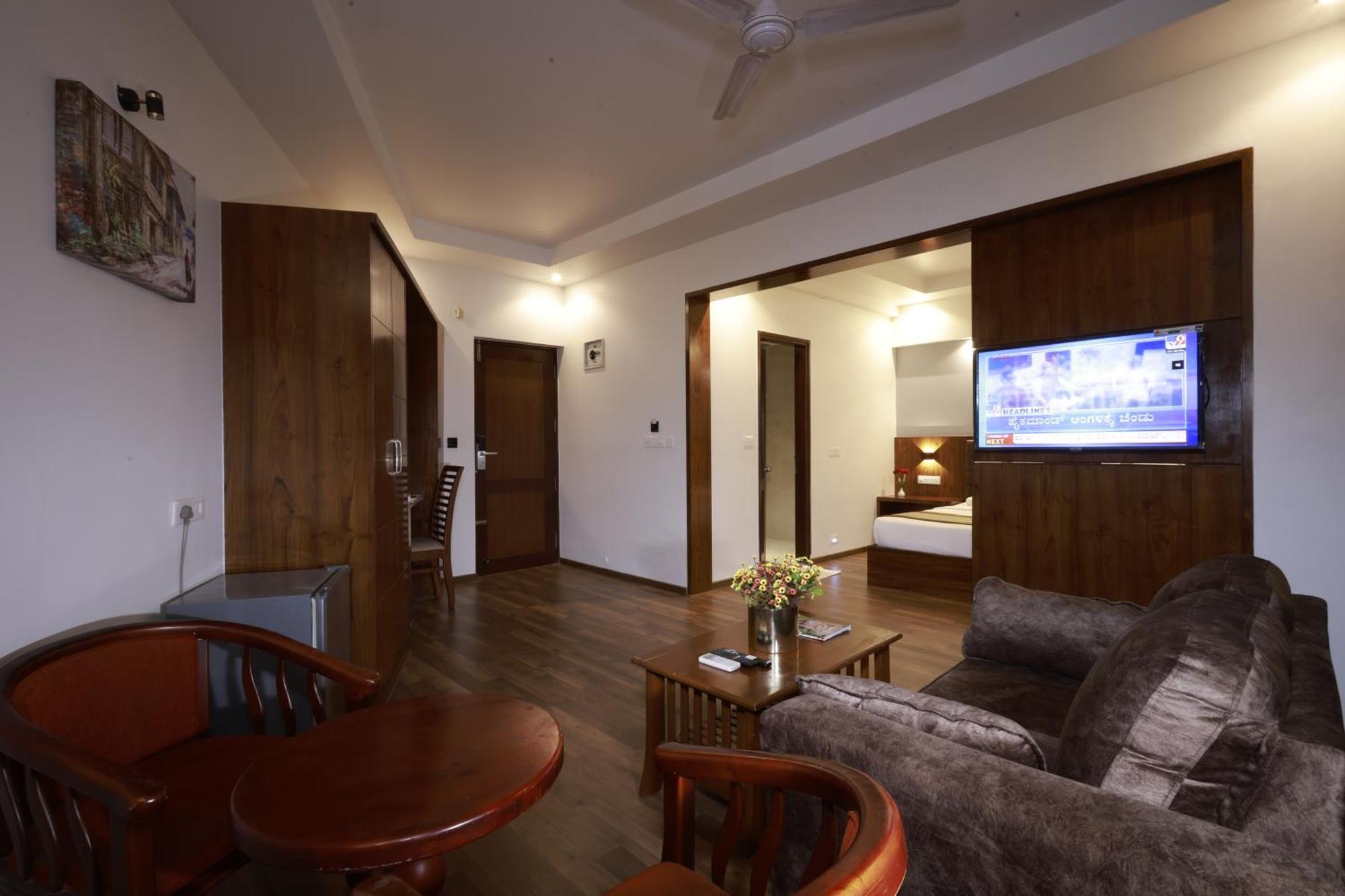 Metro Plaza Hotel By Rak Rooms, Mangaluru Exteriör bild